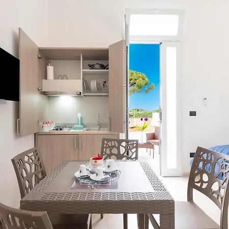 Almària - Boutique 3*